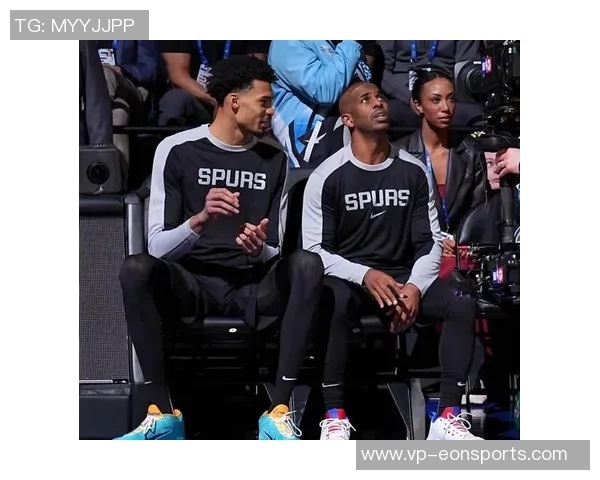 快船无法裁掉保罗希望促成转会鹿尼侠日曾对其表现出兴趣