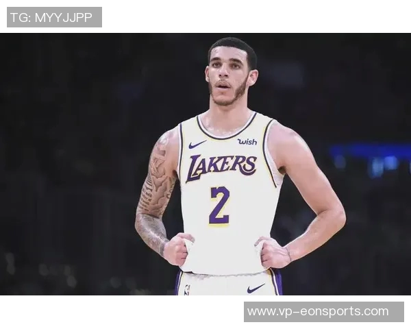 米切尔称赞朗佐组织能力提升三分球进步助力队友得分